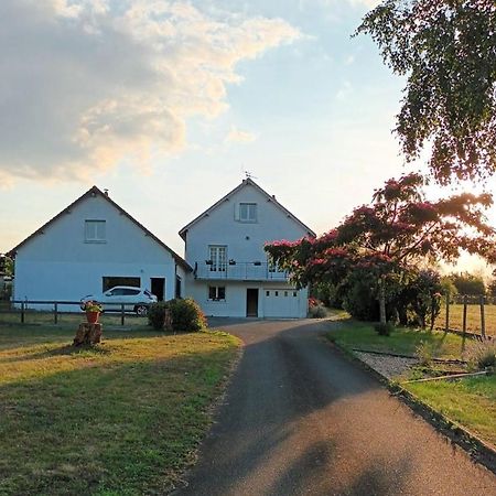 Bed and Breakfast Au nom des Reines Faverolles-sur-Cher Exterior foto