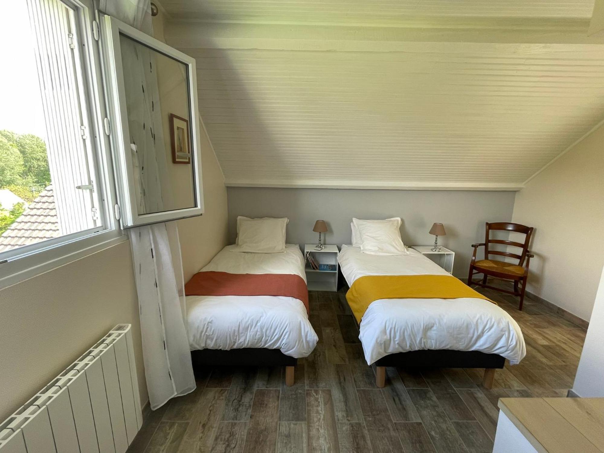 Bed and Breakfast Au nom des Reines Faverolles-sur-Cher Zimmer foto